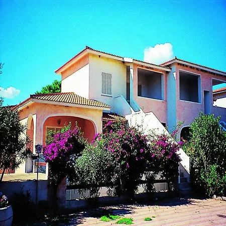 L'arcobaleno 2* San Teodoro (Sardinia)